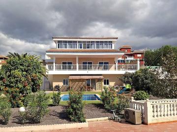 Casa chalet en Venta en Buzanada