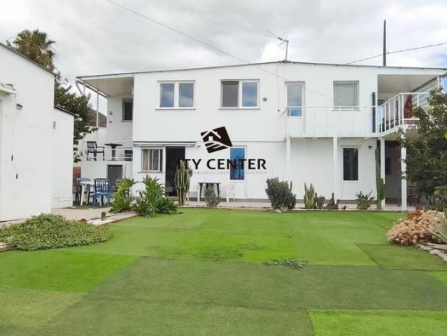 Casa chalet en Venta en Buzanada