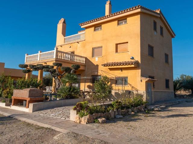 Casa chalet en Venta en Camarles