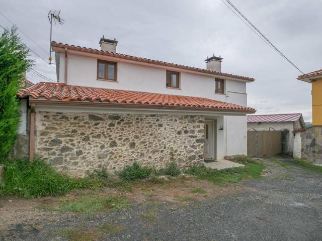 Casa chalet en Venta en Cambre