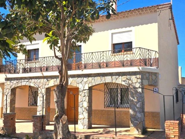 Casa chalet en Venta en Campillo