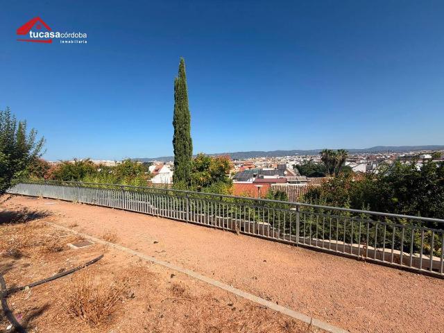 Casa chalet en Venta en Campo de la Verdad Miraflores