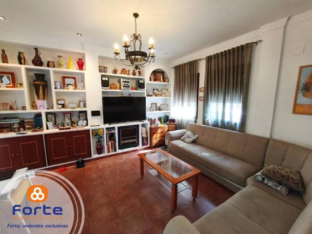 Casa chalet en Venta en Campo de la Verdad Miraflores