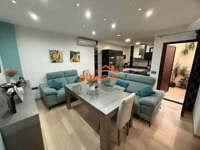 Casa chalet en Venta en Campo de la Verdad Miraflores