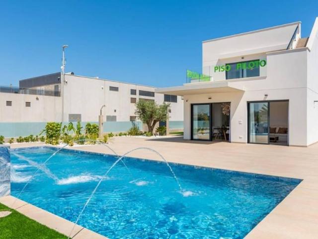 Casa chalet en Venta en Campoamor