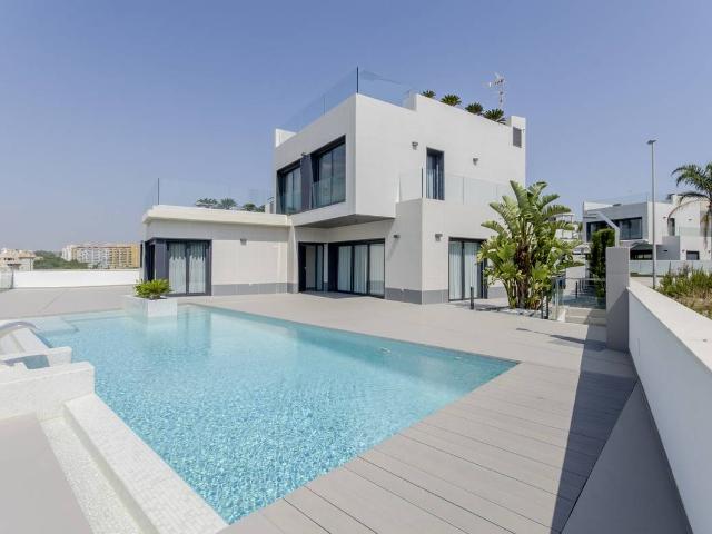 Casa chalet en Venta en Campoamor