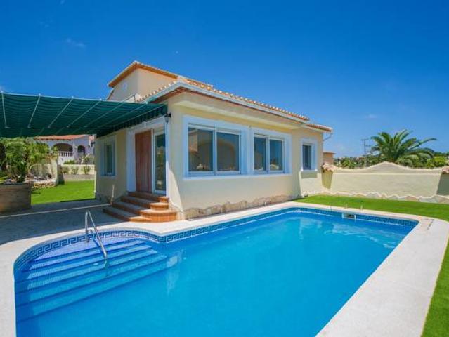 Casa chalet en Venta en Canuta
