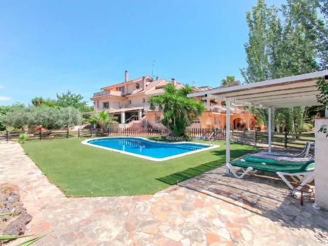 Casa chalet en Venta en Can Rial