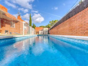 Villa en venta en Plaça Marconi - Plaza aparcamiento