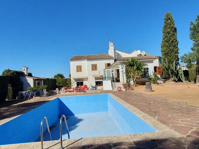 Casa chalet en Venta en Canals