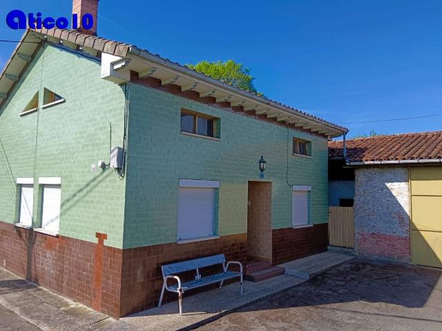 Casa chalet en Venta en Candamo