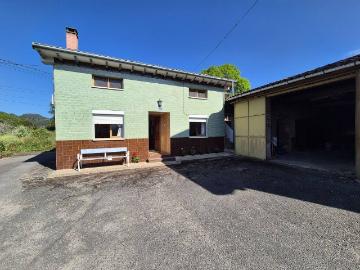 Casa chalet en Venta en Candamo
