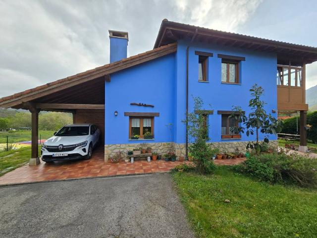 Casa chalet en Venta en Cangas de Onís