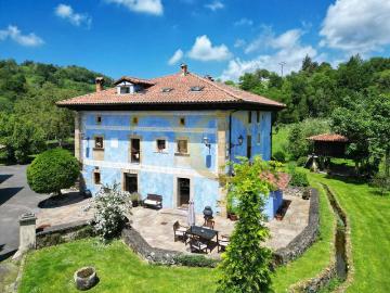 Casa chalet en Venta en Cangas de Onís