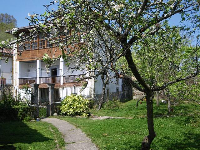 Casa chalet en Venta en Cangas de Onís