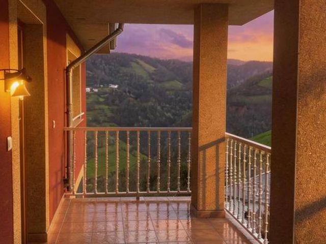 Casa chalet en Venta en Cangas del Narcea