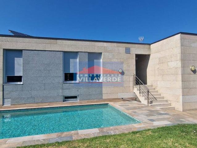 Casa chalet en Venta en Cangas pueblo