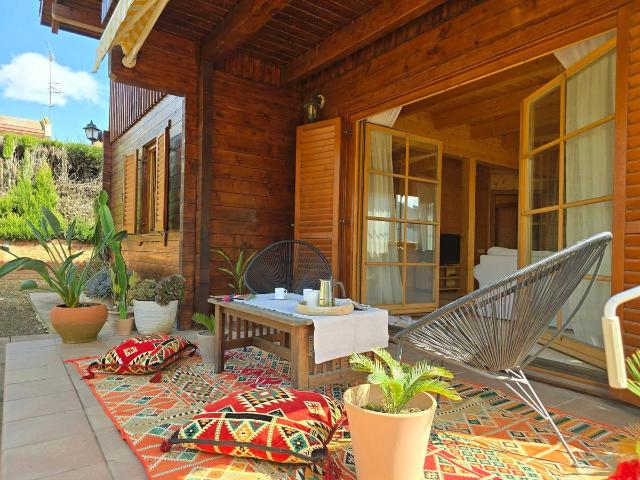 Casa chalet en Venta en Canovelles