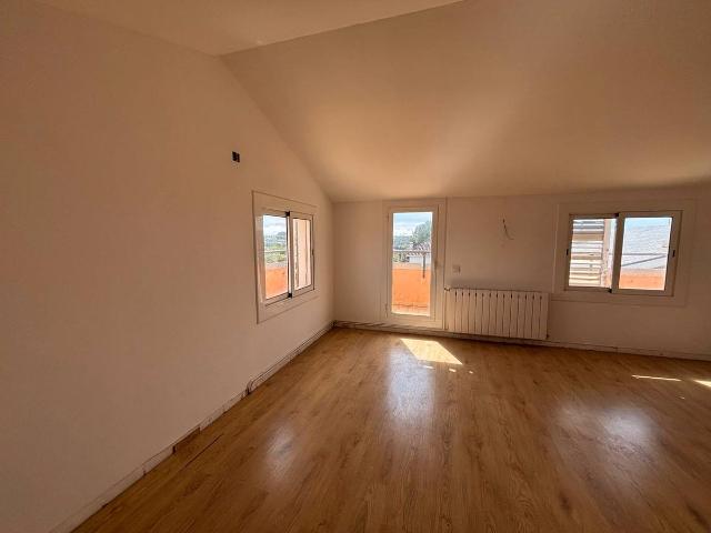 Casa chalet en Venta en Canovelles