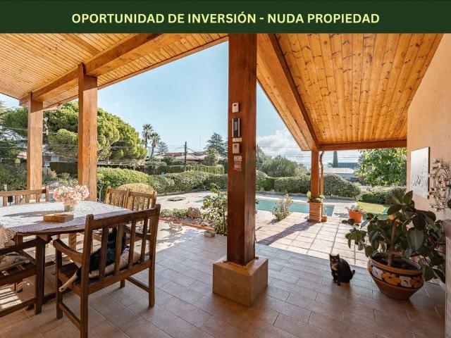 Casa chalet en Venta en Canovelles