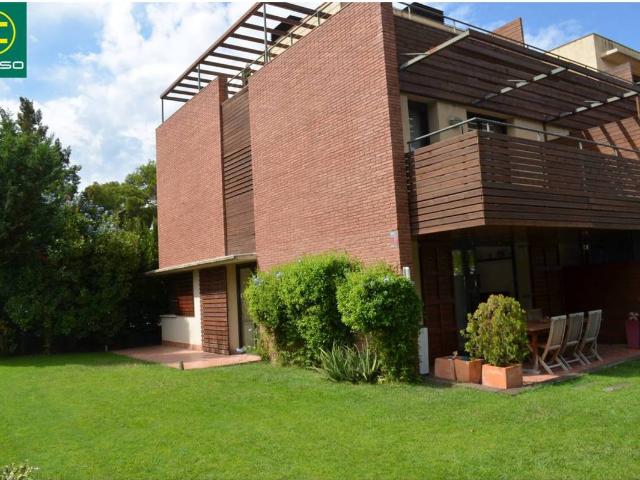 Casa chalet en Venta en Canovelles