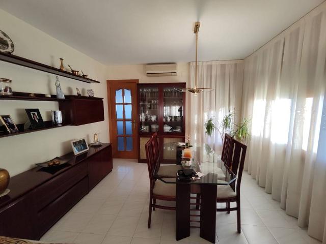 Casa chalet en Venta en Canovelles