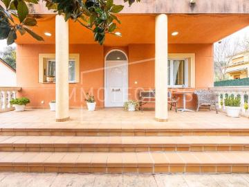 Casa chalet en Venta en Cànoves I Samalús