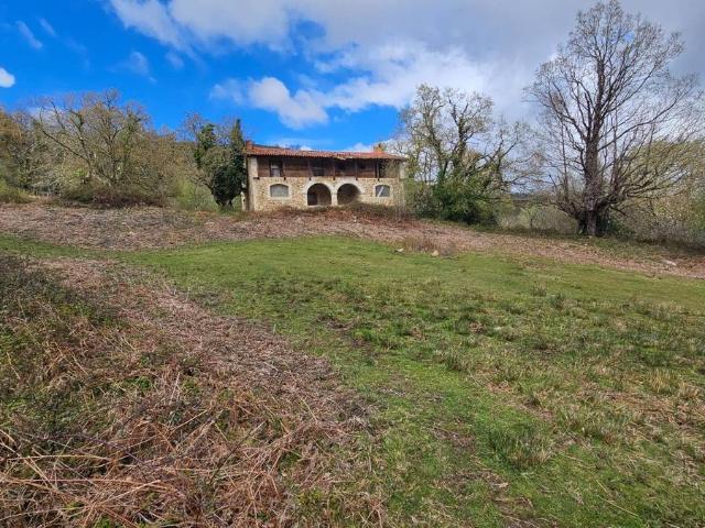 Casa chalet en Venta en Cabuérniga