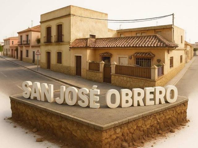 Casa chalet en Venta en Caballero Bonald San José Obrero Guadalcacín