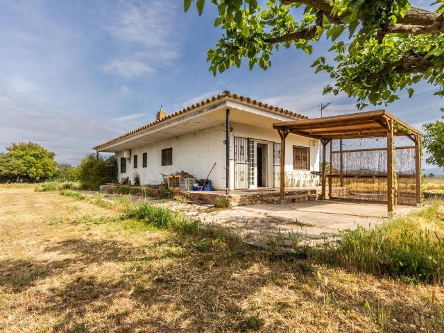 Casa chalet en Venta en Cabanes Girona
