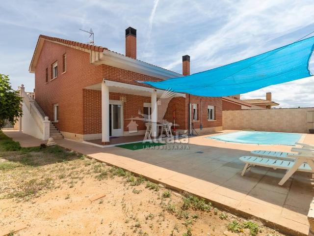 Casa chalet en Venta en Cabanillas del Campo