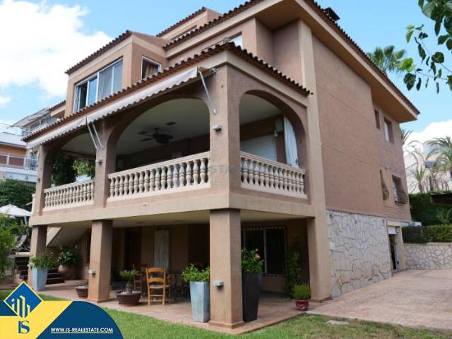 Casa chalet en Venta en Cabo de las Huertas