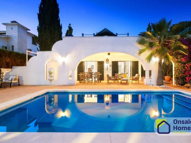 Casa chalet en Venta en Cabopino Artola