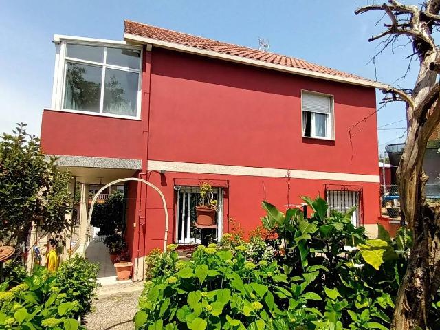 Casa chalet en Venta en Cabral Candeán