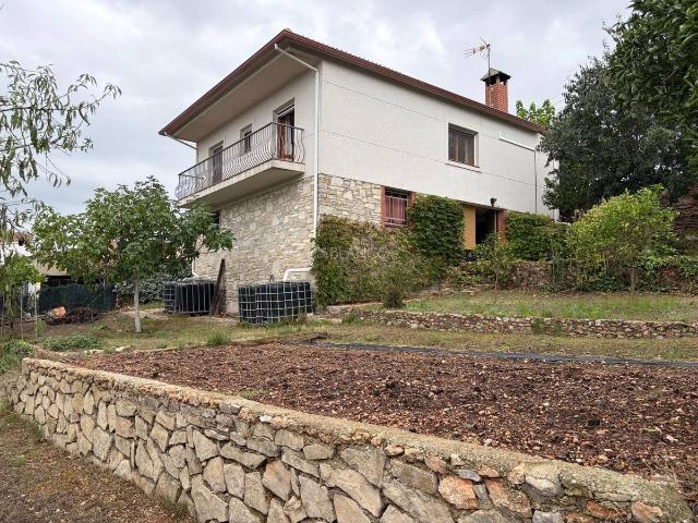 Casa chalet en Venta en Cabrera d'Anoia