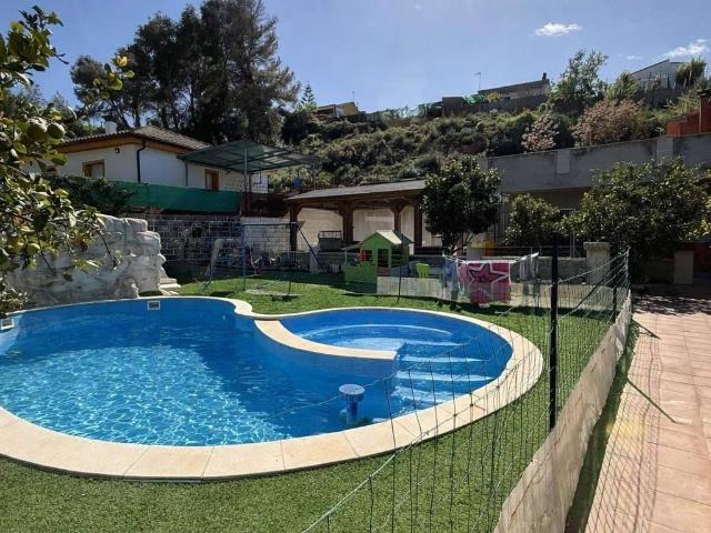 Casa chalet en Venta en Cabrera d'Anoia