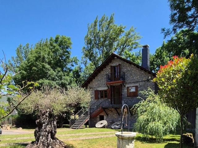 Casa chalet en Venta en Cabrillanes