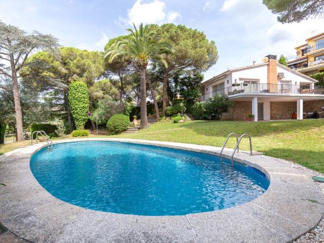 Casa chalet en Venta en Cabrils