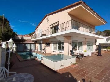 Casa chalet en Venta en Cabrils