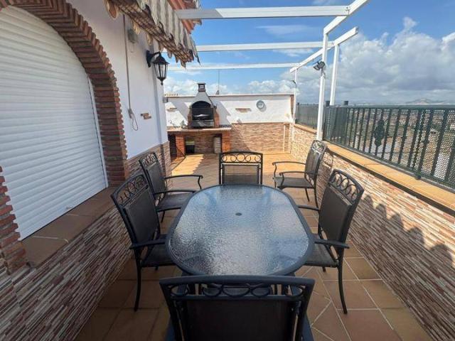 Casa chalet en Venta en Cájar