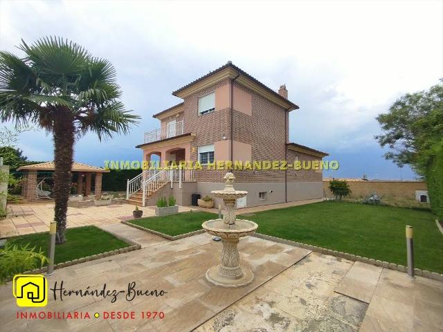 Casa chalet en Venta en Calvarrasa de Abajo