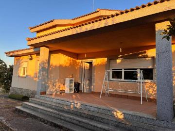 Casa chalet en Venta en Calvarrasa de Arriba