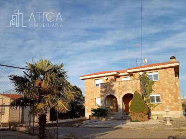 Casa chalet en Venta en Calzada de Valdunciel