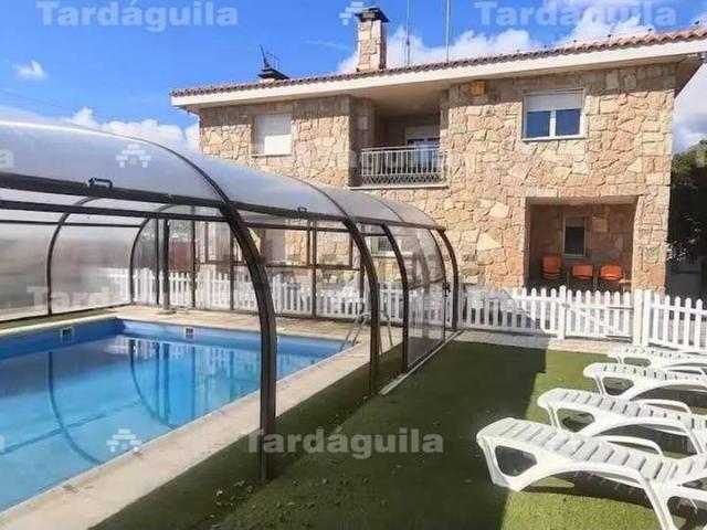 Casa chalet en Venta en Calzada de Valdunciel
