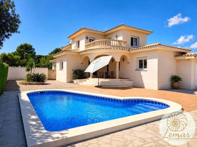 Casa chalet en Venta en Calafat
