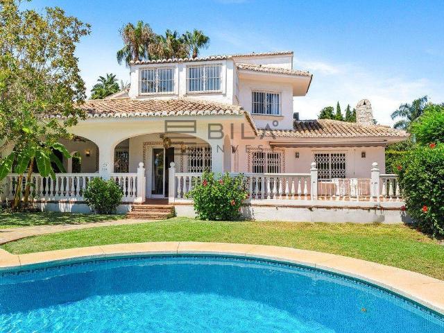 Casa chalet en Venta en Calahonda