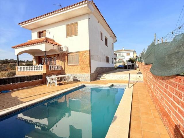 Casa chalet en Venta en Caldes de Montbui