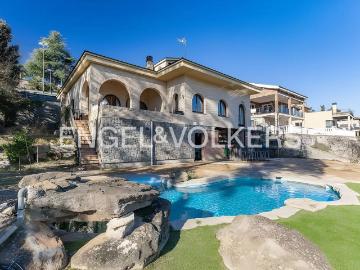 Casa chalet en Venta en Caldes de Montbui