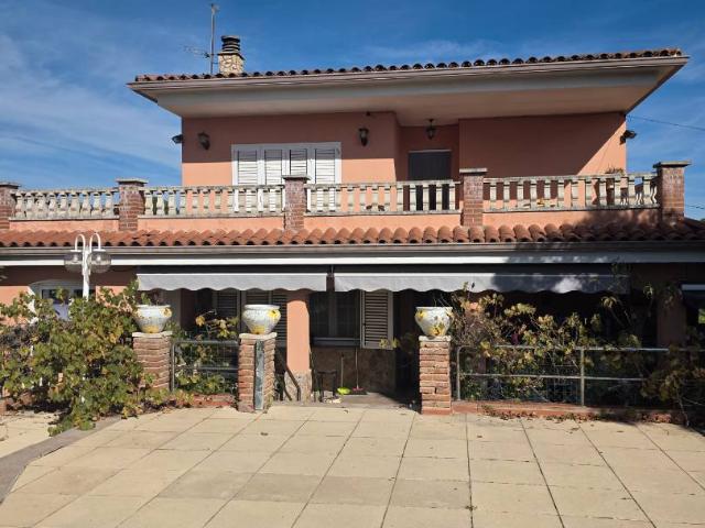 Casa chalet en Venta en Caldes de Malavella