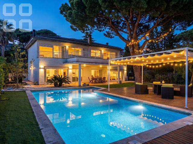 Casa chalet en Venta en Caldes d'Estrac